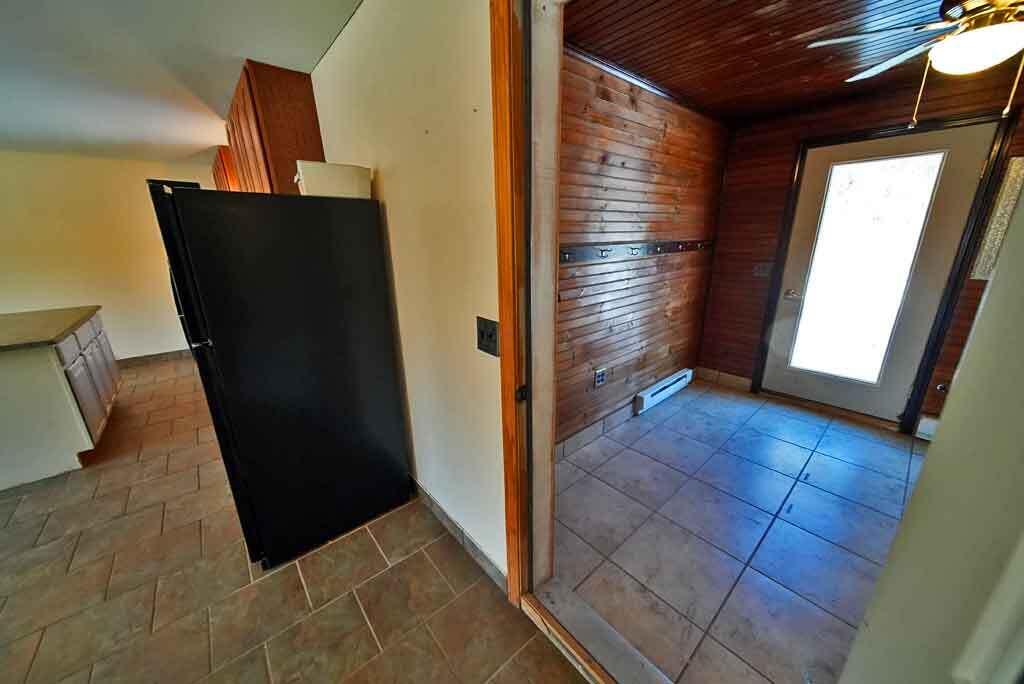 301 Foxcroft Road Houlton, ME 04730 - Photo 13 of 56 entry-to-kitchen