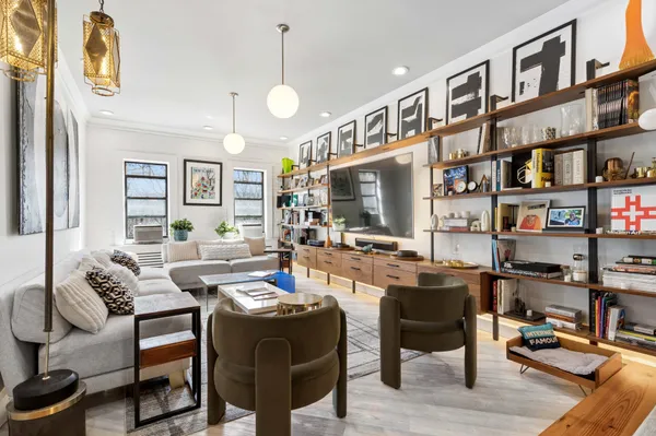 $575,000 | 675 Walton Avenue, Unit 6H | Concourse Village