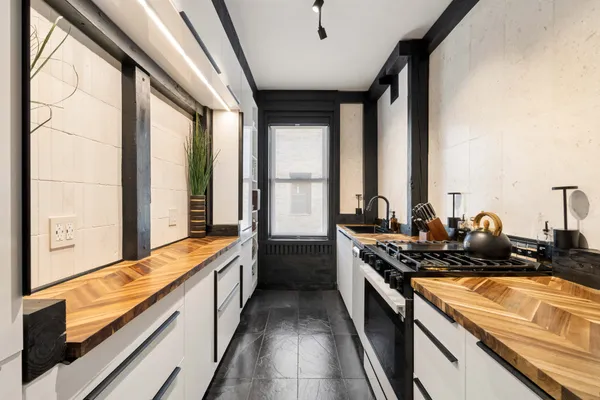 $575,000 | 675 Walton Avenue, Unit 6H | Concourse Village