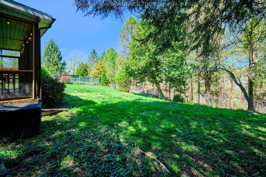 1517 Autumn Road Charleston, WV 25314 - Photo 41 of 41 Gallery Image 41