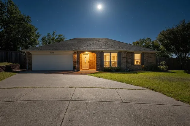 $359,000 | 7205 Windcrest Court East, North Richland Hills, TX 76182