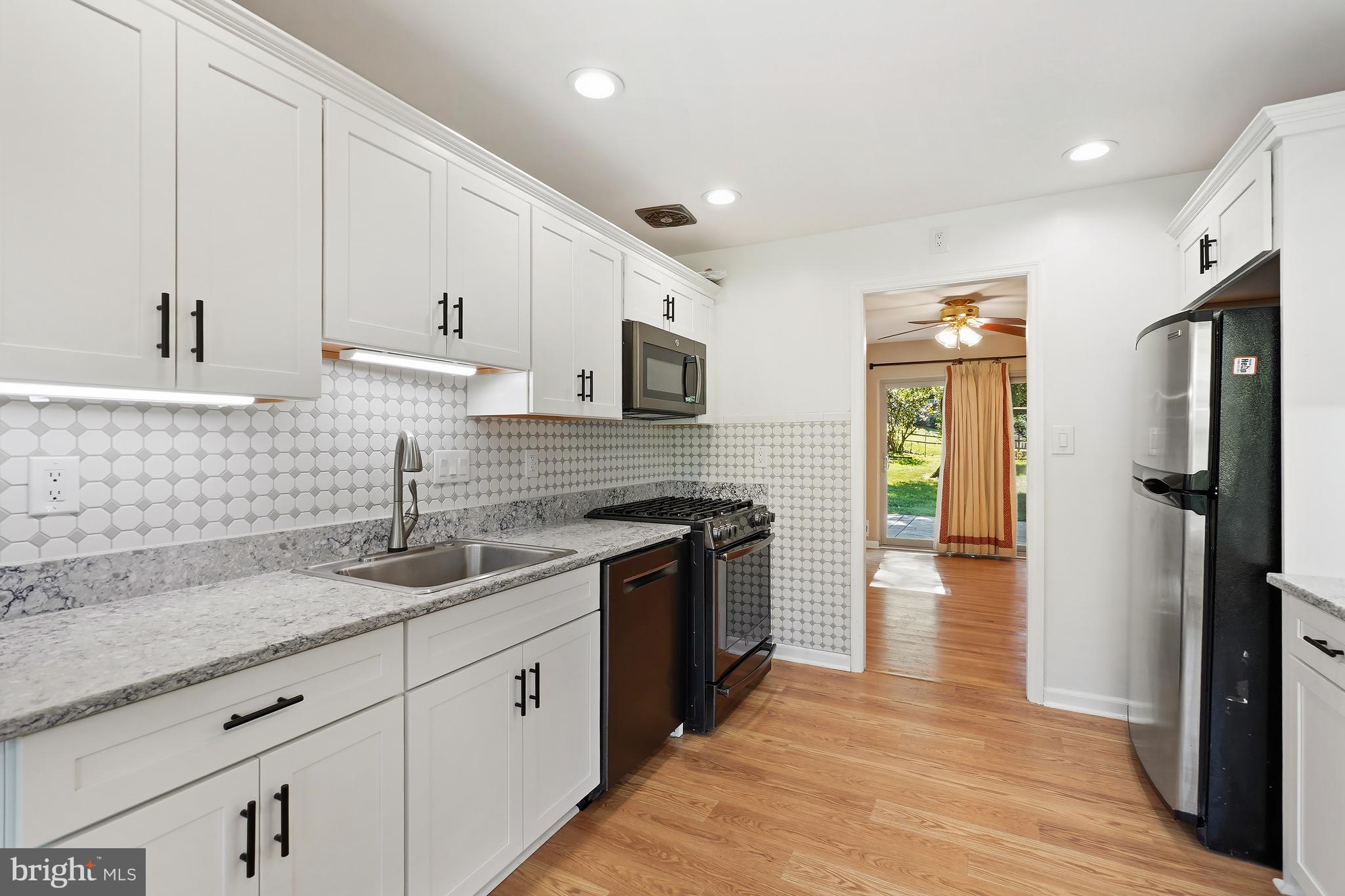 14905 Cobblestone Drive Silver Spring, MD 20905 - Photo 11 of 45