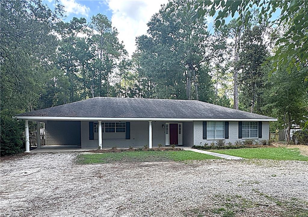 97 Magnolia Drive Covington, LA 70433 - Photo 1 of 13