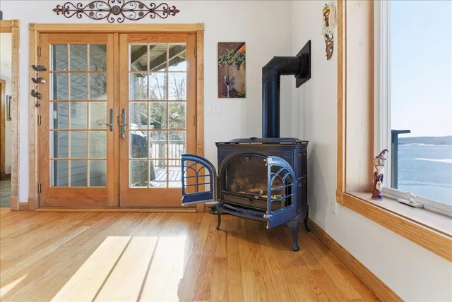 $899,000 | 882 Memorial Drive, Winthrop, ME 04364