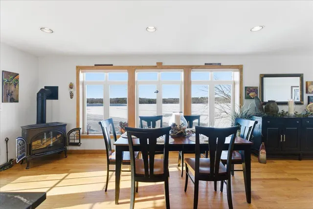 $859,000 | 882 Memorial Drive, Winthrop, ME 04364