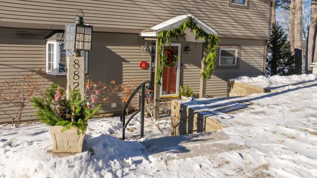 $899,000 | 882 Memorial Drive, Winthrop, ME 04364