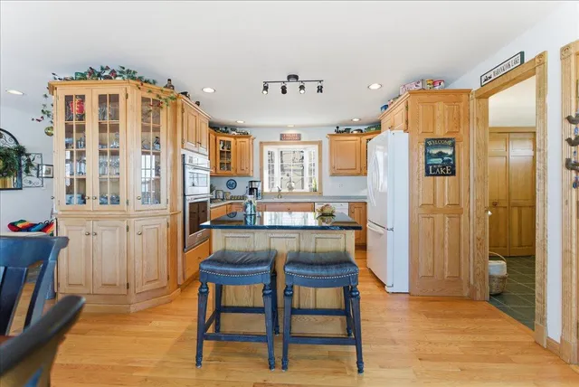 $899,000 | 882 Memorial Drive, Winthrop, ME 04364