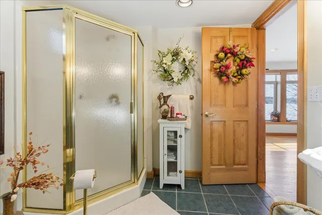 $899,000 | 882 Memorial Drive, Winthrop, ME 04364