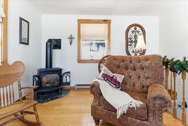 $899,000 | 882 Memorial Drive, Winthrop, ME 04364