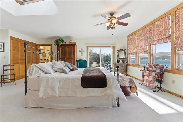 $899,000 | 882 Memorial Drive, Winthrop, ME 04364