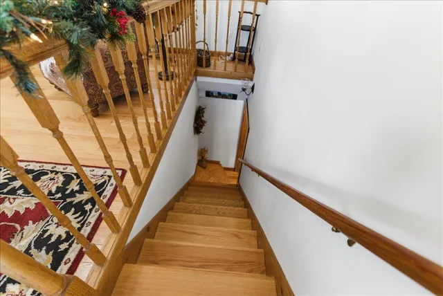 $899,000 | 882 Memorial Drive, Winthrop, ME 04364