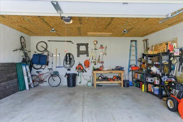 $899,000 | 882 Memorial Drive, Winthrop, ME 04364