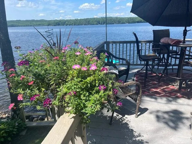 $899,000 | 882 Memorial Drive, Winthrop, ME 04364