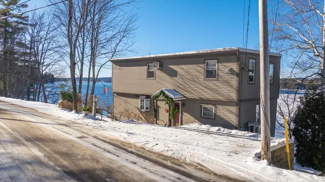 $899,000 | 882 Memorial Drive, Winthrop, ME 04364