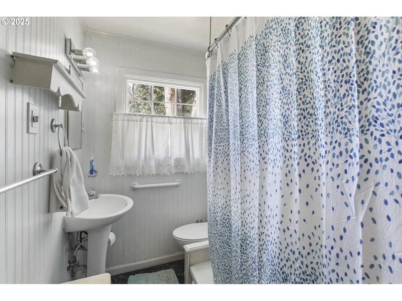 575 North Locust Street Canby, OR 97013 - Photo 11 of 45