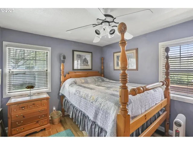 $520,000 | 575 North Locust Street, Canby, OR 97013