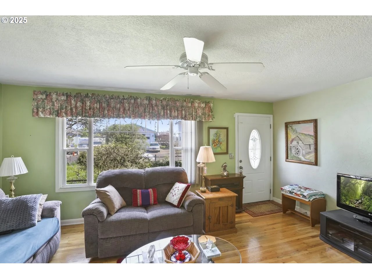 575 North Locust Street Canby, OR 97013 - Photo 9 of 45