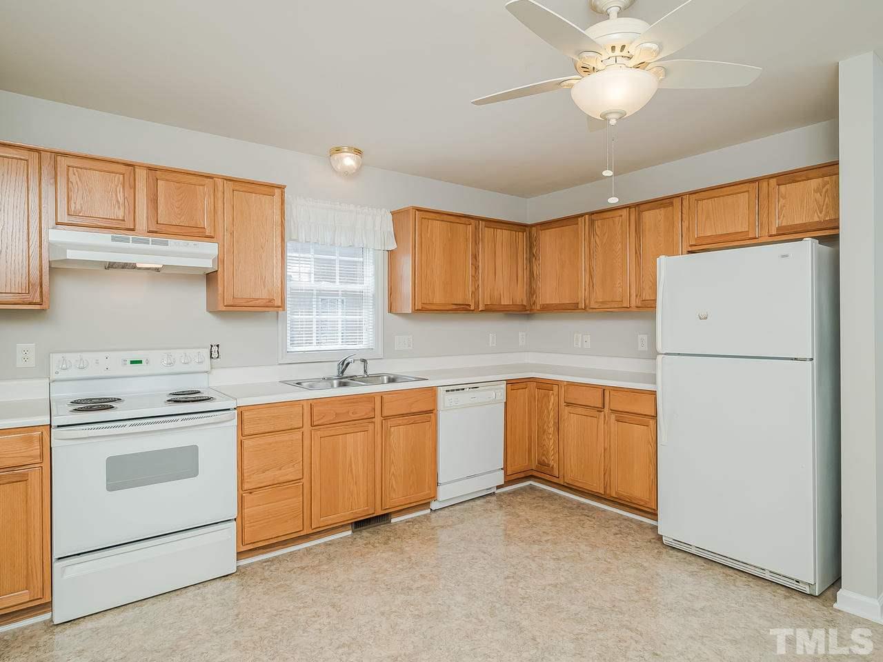 147 Melksham Road Wake Forest, NC 27587 - Photo 10 of 20 Gallery Image 10