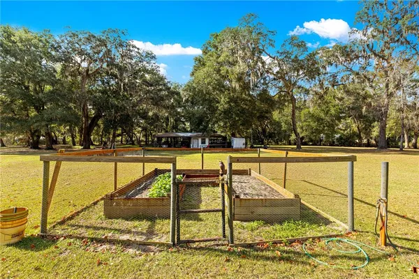 $709,900 | 13850 Northeast 47th Avenue, Anthony, FL 32617
