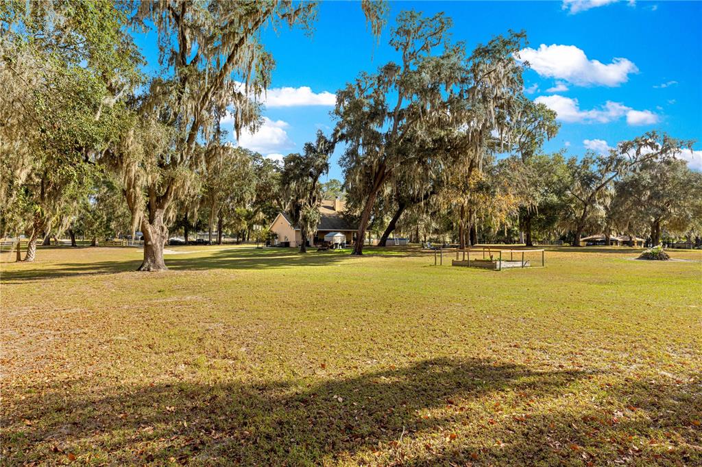 13850 Northeast 47th Avenue Anthony, FL 32617 - Photo 62 of 68