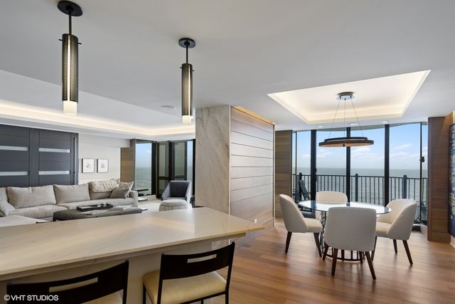 $1,325,000 | 1420 Sheridan Road, Unit 5G, Wilmette, IL 60091