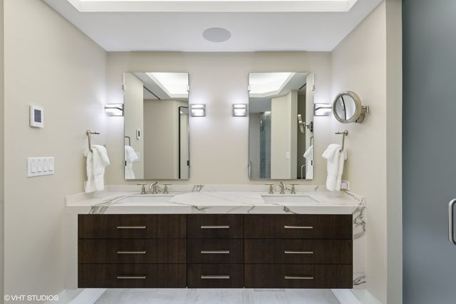 $1,325,000 | 1420 Sheridan Road, Unit 5G, Wilmette, IL 60091