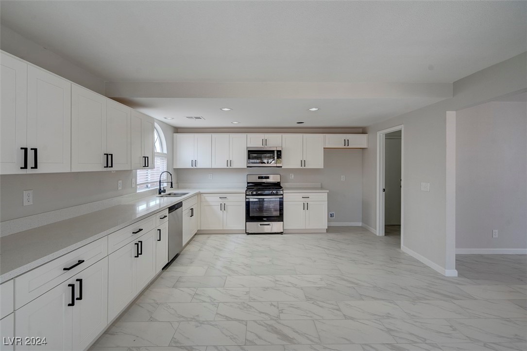 948 Sedona Road Henderson, NV 89014 - Photo 16 of 44 Gallery Image 16