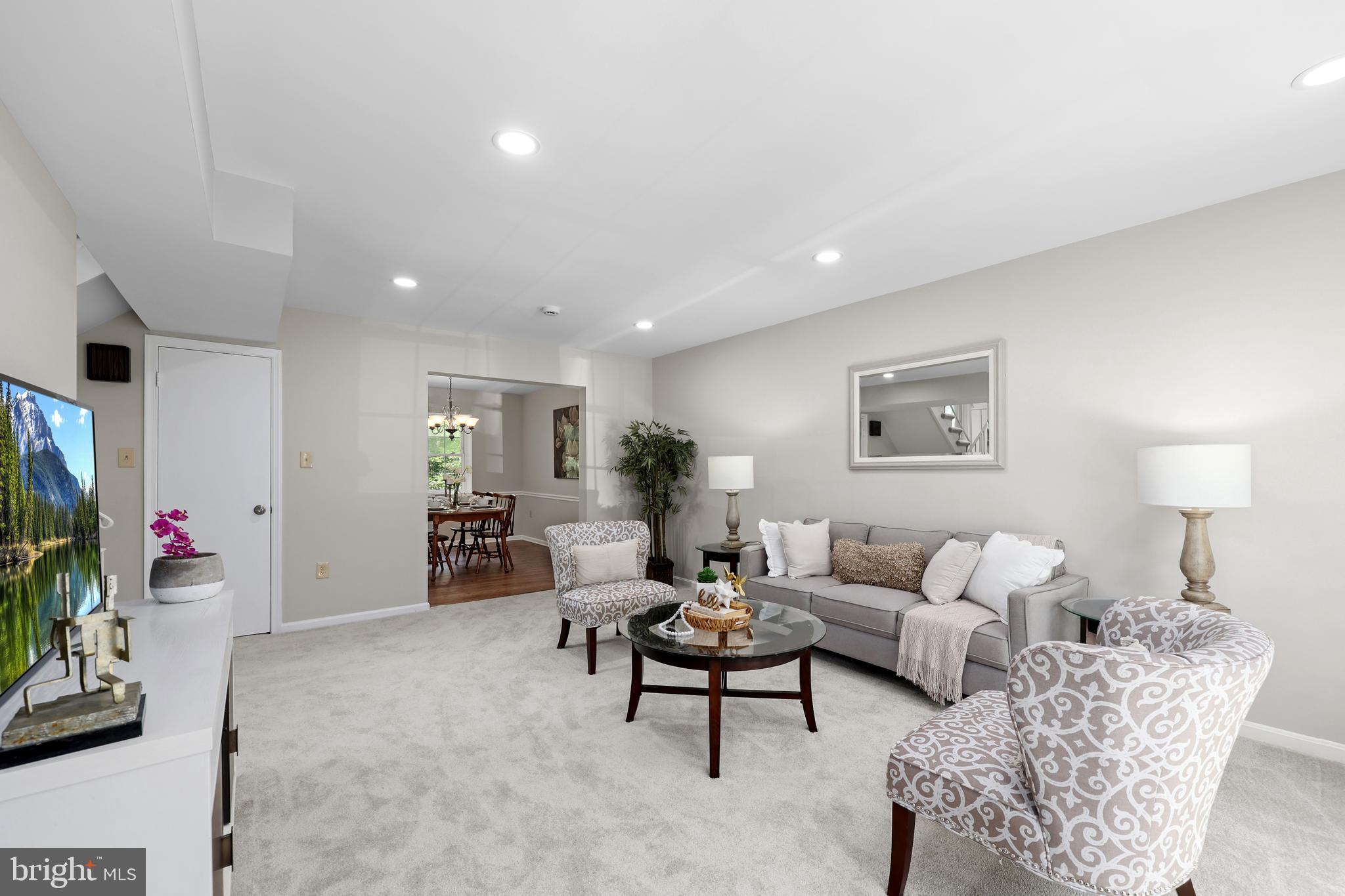 8070 Sleepy View Lane Springfield, VA 22153 - Photo 5 of 35 Main Level Living Room Spacious with Natural Light