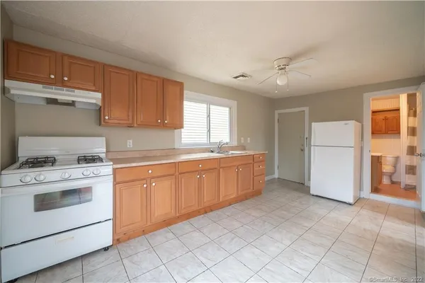 $1,795 | 762 State Street, Unit 2, New Haven, CT 06511
