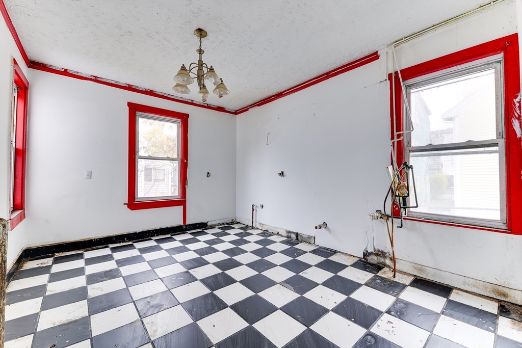 8 Weldon Street Boston, MA 02121 - Photo 12 of 20