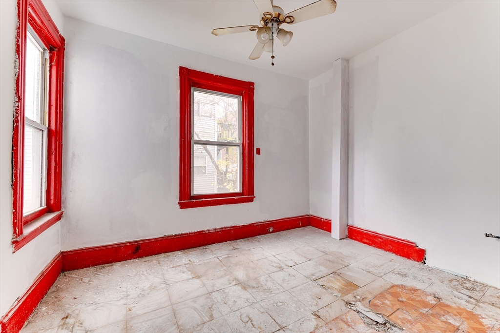 8 Weldon Street Boston, MA 02121 - Photo 10 of 20