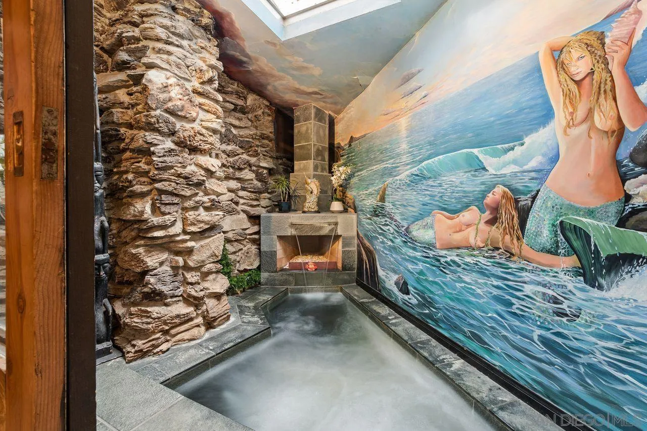 2694 Bayside Walk San Diego, CA 92109 - Photo 23 of 37 a view of entryway