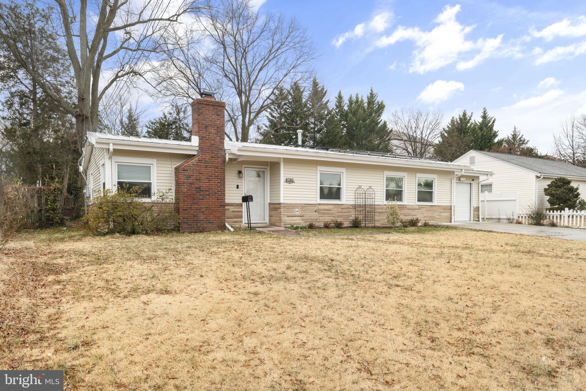 6703 Cimarron Street Springfield, VA 22150 - Photo 3 of 33