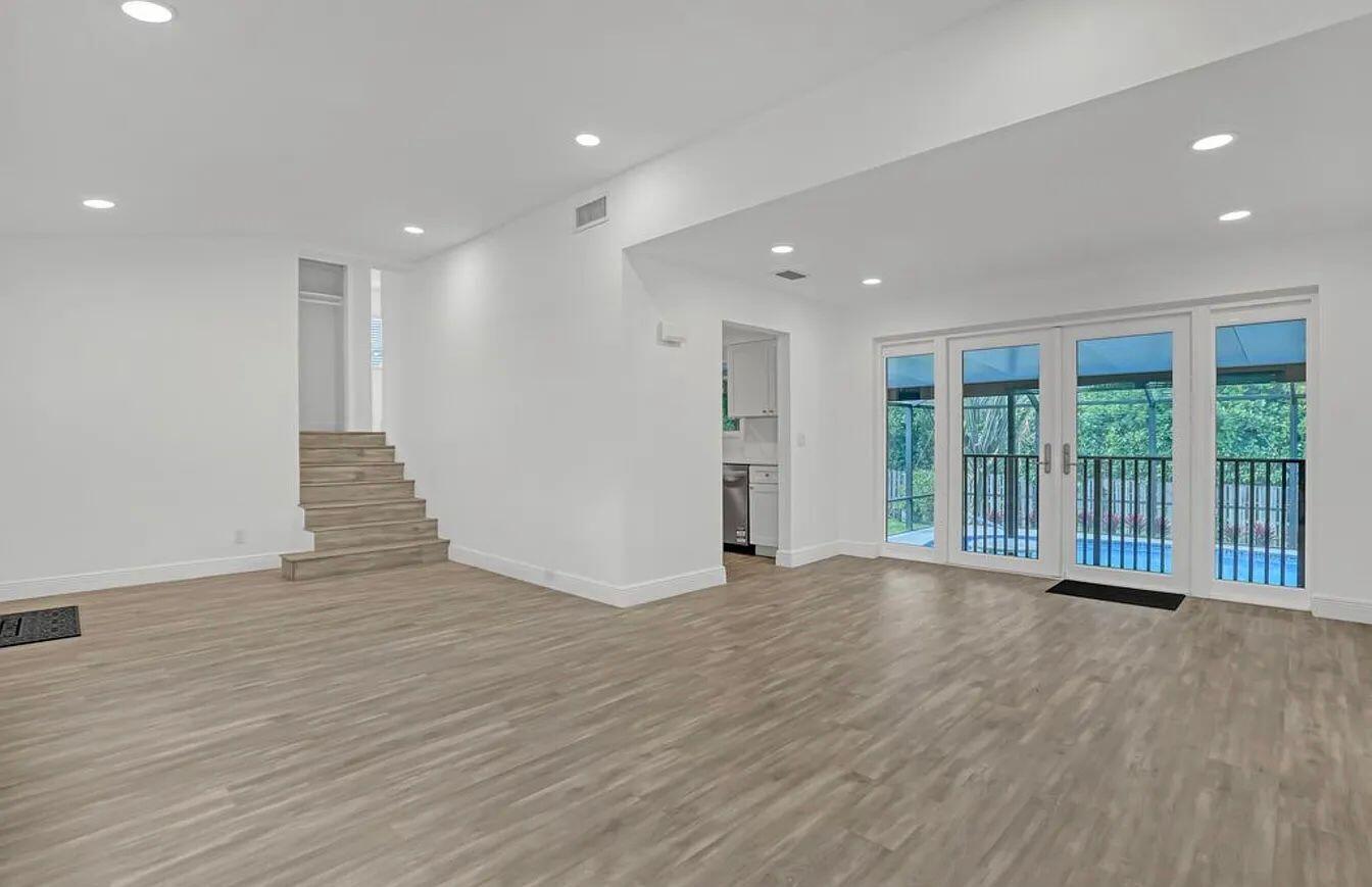 1505 High Ridge Road Lake Worth, FL 33461 - Photo 5 of 36 PHOTO-2026-05-29-20-13-40(1)