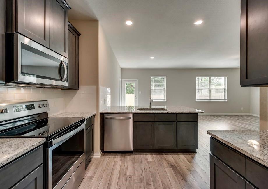 7600 Duck Bay Road Fort Worth, TX 76120 - Photo 9 of 12