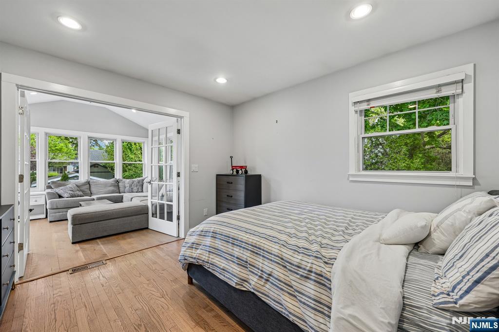 88 Stelling Avenue Maywood, NJ 07607 - Photo 11 of 25