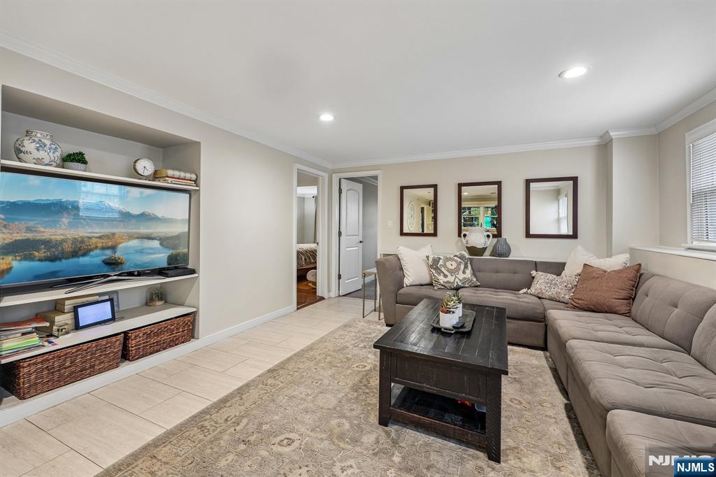 88 Stelling Avenue Maywood, NJ 07607 - Photo 19 of 25
