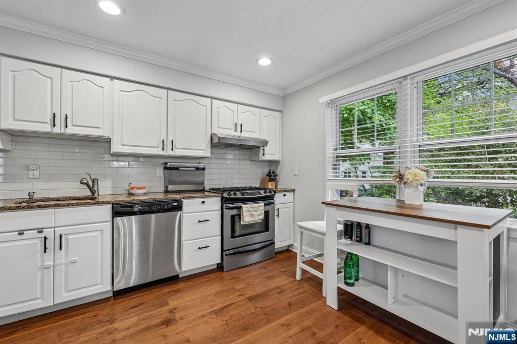 88 Stelling Avenue Maywood, NJ 07607 - Photo 6 of 25