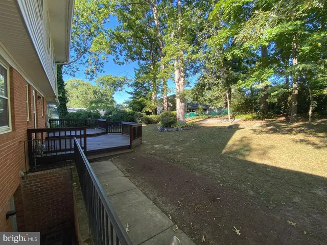 a view of a patio