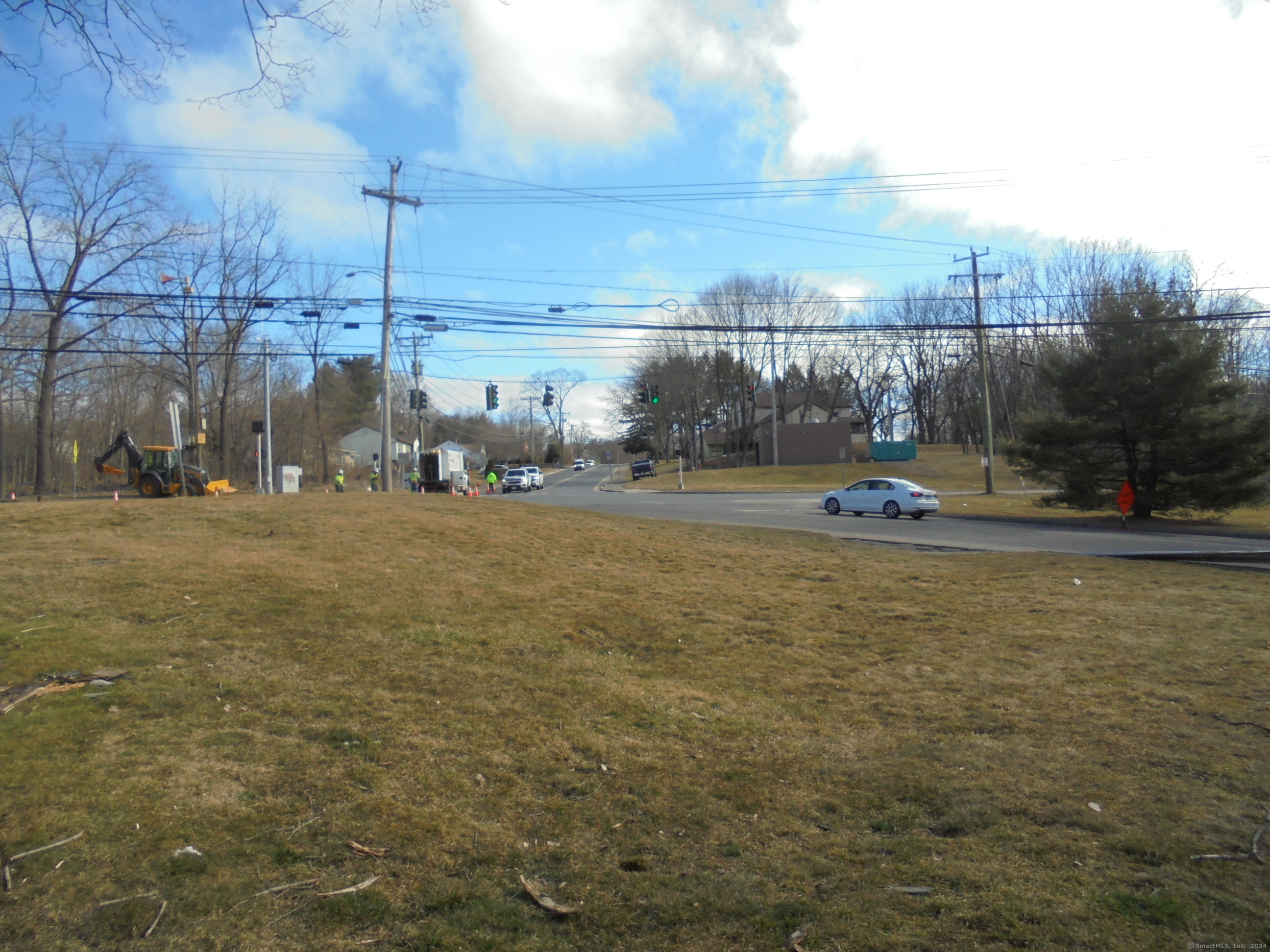 3280 East Main Street Waterbury, CT 06705 - Photo 5 of 8