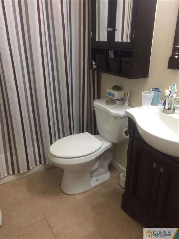 183 Evergreen Road, Unit 1A Edison, NJ 08837 - Photo 14 of 16 Gallery Image 14
