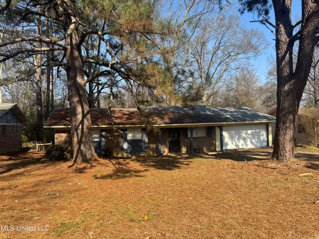 $68,000 | 1928 Teakwood Drive, Jackson, MS 39212