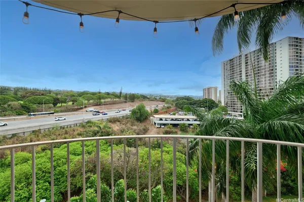 $268,000 | 98-1038 Moanalua Road, Unit 7606, Aiea, HI 96701