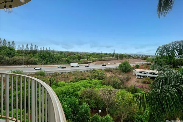 $268,000 | 98-1038 Moanalua Road, Unit 7606, Aiea, HI 96701