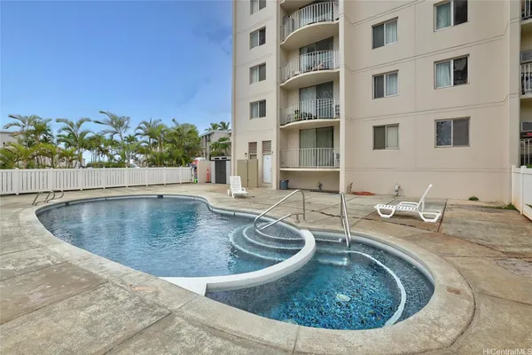 $268,000 | 98-1038 Moanalua Road, Unit 7606, Aiea, HI 96701