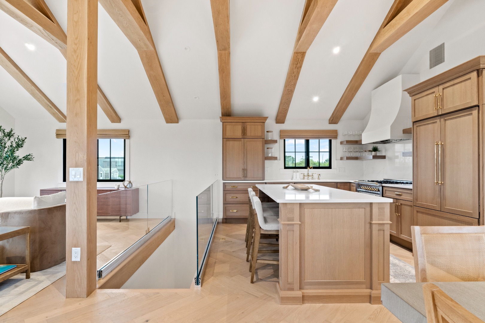 308 Madaket Road Nantucket, MA 02554 - Photo 4 of 33 Gallery Image 4