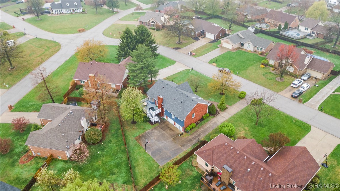 4410 Erin Drive Floyds Knobs, IN 47119 - Photo 28 of 33