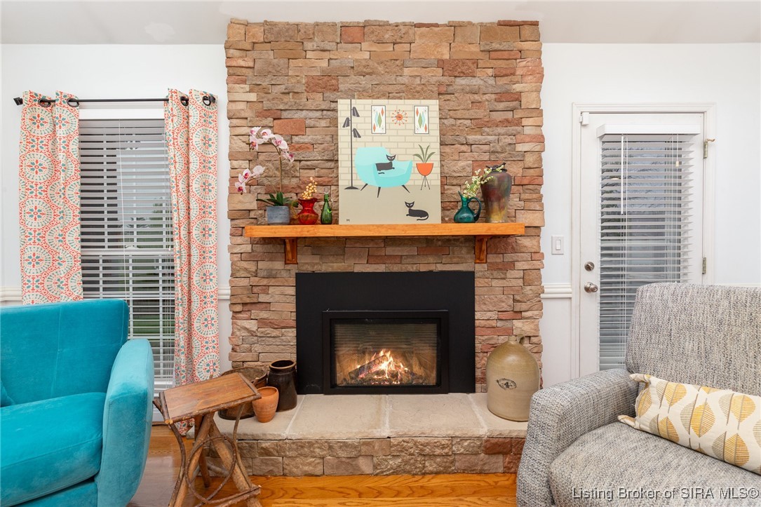 4410 Erin Drive Floyds Knobs, IN 47119 - Photo 9 of 33