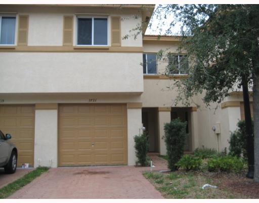 3721 Oleander Terrace Riviera Beach, FL 33404 - Photo 1 of 6 Primary Photo