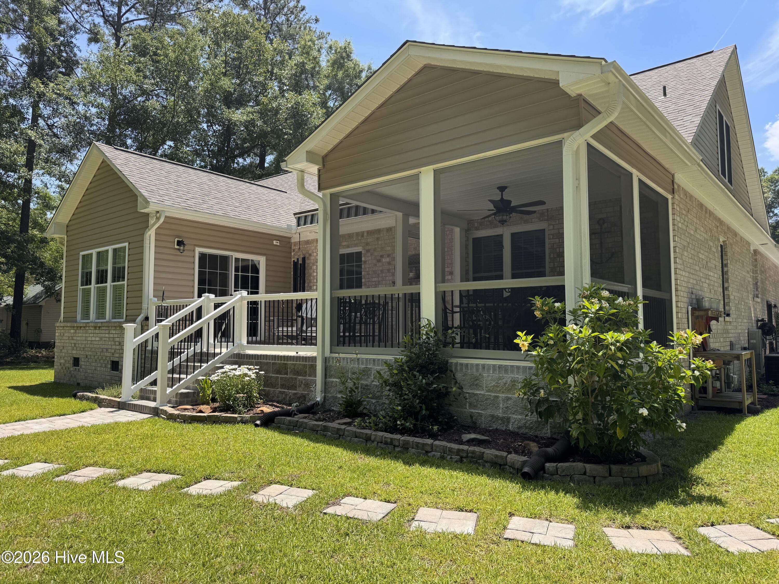 3104 Peppercorn Road New Bern, NC 28562 - Photo 4 of 7